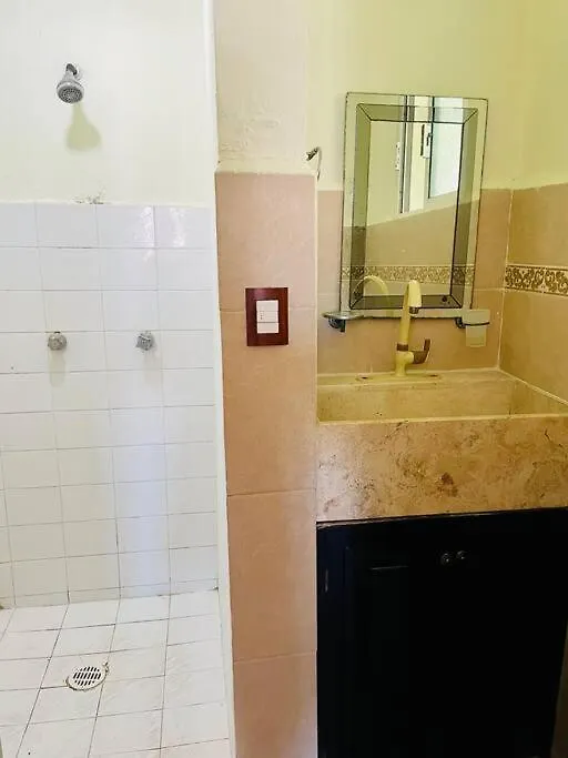 Punta Me Apartments & Rooms Near The Punta Sam Ferry Beach Cancún 0*,  Mexiko